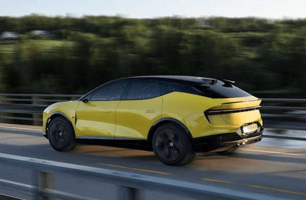 ロータスの新型電動SUV「エレトレ」が待望の日本デビュー