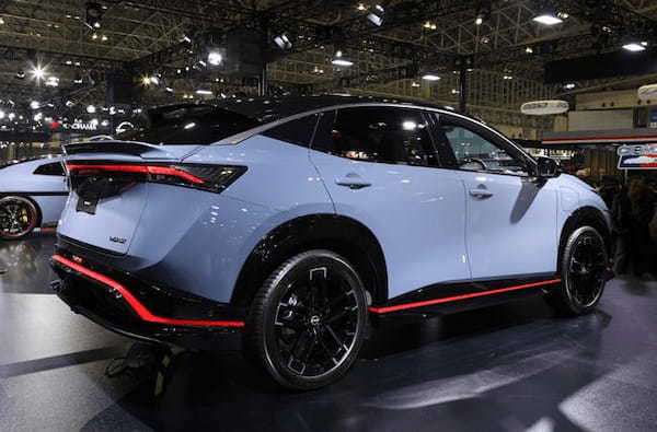 クロスオーバーEVの日産アリアのNISMOモデルが初公開