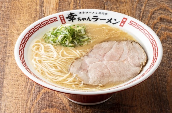 博多ラーメン専門店『幸ちゃんラーメン』福岡空港店が2022年11月1日グランドオープン