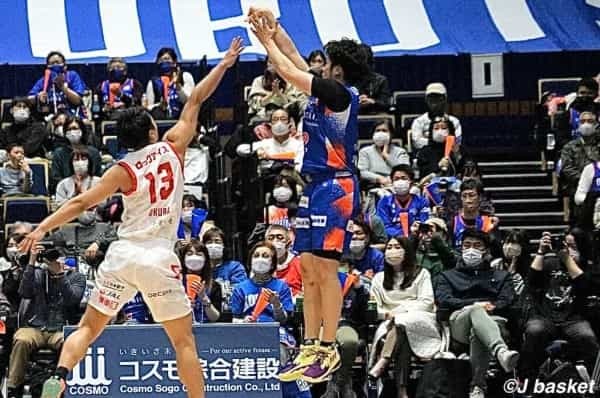 【Bリーグ】富樫勇樹14得点14アシストのダブルダブル/残り7秒で2点差に追い上げた茨城 接戦の最後に千葉が力を見せる