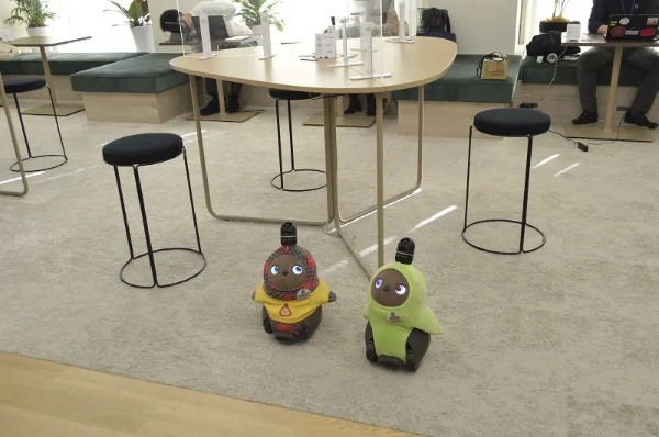 ロボットやバーチャルオフィスを利用 働きながら実証実験をおこなうコクヨのオフィスを見学してきた