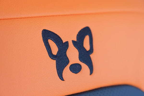 ルノー・カングー専用“FRENCH BULLDOG LIFE”コラボのペット用アクセサリーが期間限定で販売!