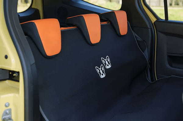 ルノー・カングー専用“FRENCH BULLDOG LIFE”コラボのペット用アクセサリーが期間限定で販売!
