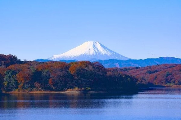 富士登山の服装はワークマンでOK！低価格＆機能的な防寒ウェアをご紹介！