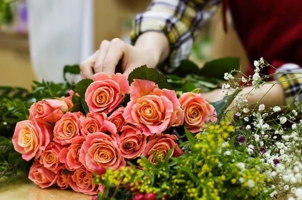 【連載】花束の買い方って？おしゃれな花束の頼み方や選び方を花屋目線で紹介