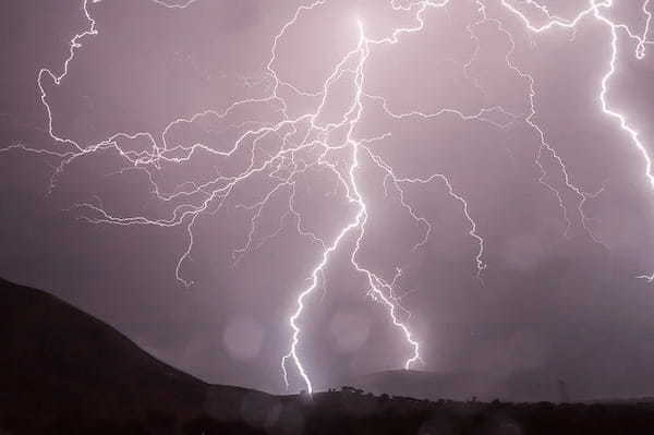 雨の日登山って大丈夫？安全な楽しみ方や、冷え対策などの注意点も解説！