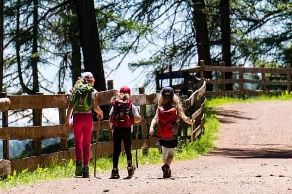 【保存版】登山時のファーストエイドキットの中身まとめ。緊急時の対応方法も解説！