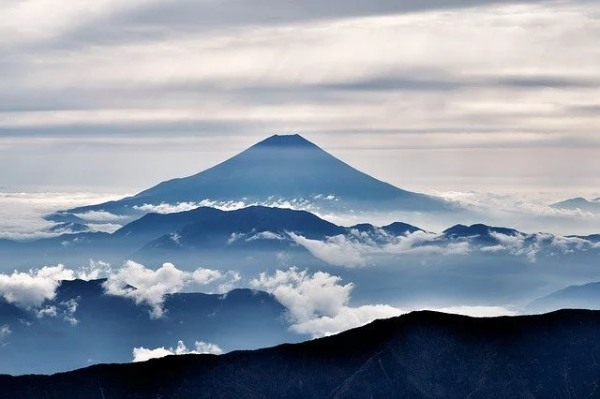 富士登山の服装はワークマンでOK！低価格＆機能的な防寒ウェアをご紹介！