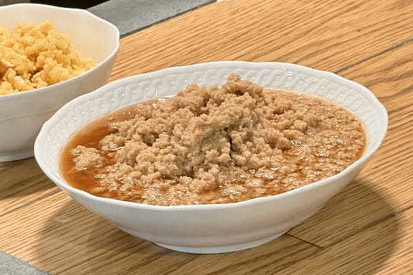 笠原将弘さんの「カンロ飴を使った三食丼」が超絶品　これなら子供と一緒に作れそう