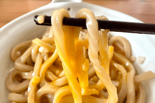 爆速バター釜玉うどん