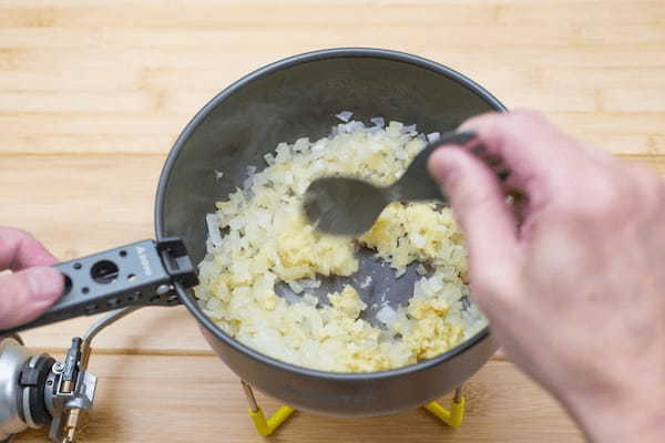 【カルディ】食材があればキャンプ中も大満足！ 見た目は最高、味は本格的！