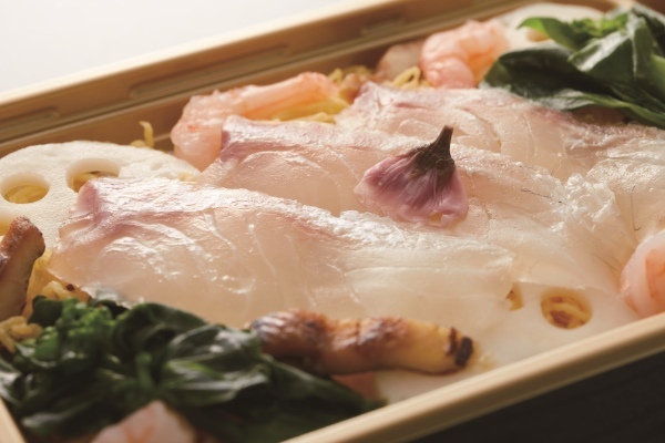 和食さと テイクアウト 一足早く「真鯛のちらし寿司」や「筍ごはん」が新登場!!