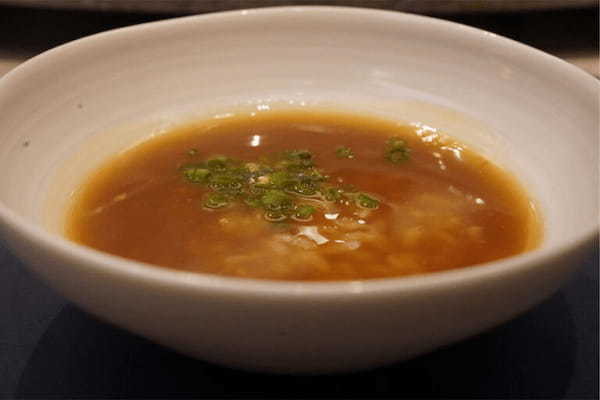 フカヒレ、鮑など豪華食材がごろごろ。広東の正月料理「盆菜」とは？