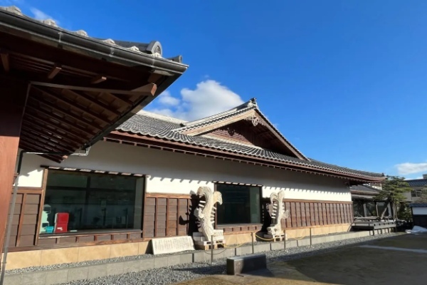 松江が誇る地酒「李白」の蔵元が松江のグルメ・酒場・観光スポットを完璧ナビゲート！ 最高の1泊2日松江酒旅プラン完成!? きき酒師の漫才師「にほんしゅ」が巡る山陰・松江！（前編）