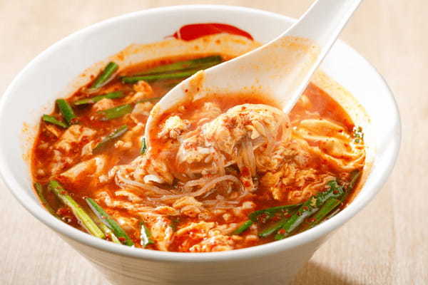 激辛好き必見!辛麺屋一輪がつくる「激辛生チョコレート」意外すぎる組み合わせ。涙が出るほど辛い、でも甘い、旨い!?2023年2月1日より期間限定店頭販売開始
