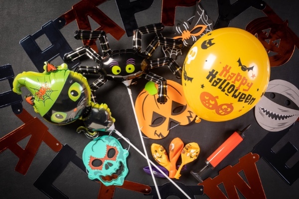 お化けカボチャやクモのケーキ、パーティーグッズ付きスイーツボックスが登場！「ハロウィンスイーツ セレクション」