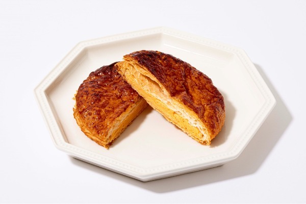 東京駅「エキュート」「グランスタ」 シュークリーム、ケーキ、パンも大集合! カスタードまみれ。幸せまみれ。「カスタードフェア」開催!