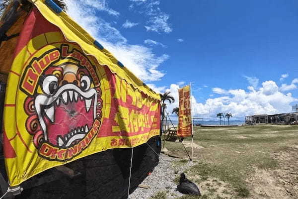 沖縄の海上を空中散歩。パラセーリングができるスポットやおすすめツアーをご紹介！