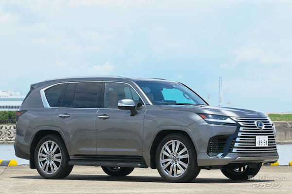 広い室内空間を贅沢に使った4人乗りのレクサス製ミニバン「LM」とSUV「LX」を比較