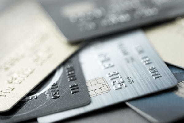 クレジットカードにはどんな種類がある? ランク・国際ブランドなどについて解説