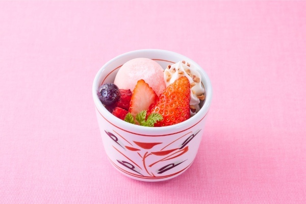 和食さと  『苺』 スイーツ第２弾が期間限定で新登場!!
