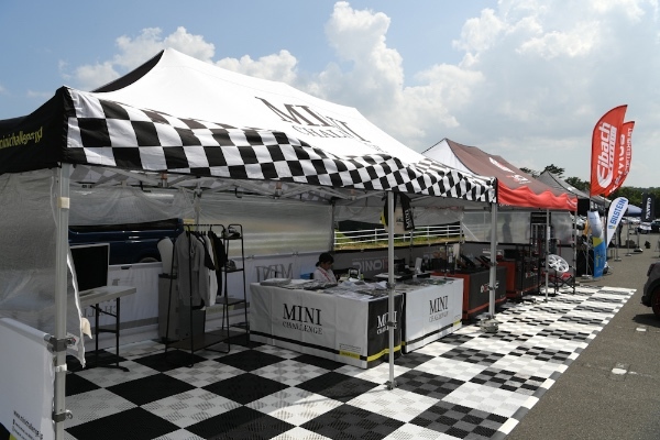 【BMW Group Japan 2023 Motorsport】BMW MとMINI JCWのワンメイクレース「BMW & MINI Racing」はシーズン後半戦に突入！