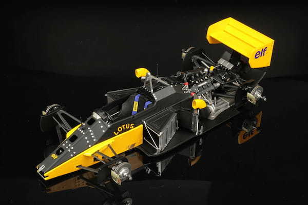 セナ選手がモナコで優勝。ロータス・ホンダ（99T）【ビッグスケール・プラモデル】が登場