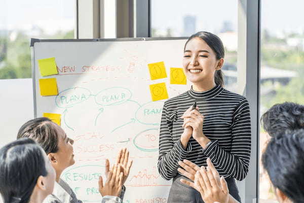 「今日も生きててえらい!」誰かに褒められたいという欲求はどう解消すべき?