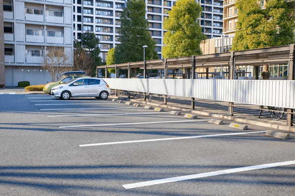 公共の駐車場なのに“あのお方専用”…？駐車場で起きた理不尽な「謎ローカルルール」のトラブル