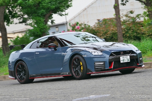GT-R NISMOの22年モデルと24年モデルを比較