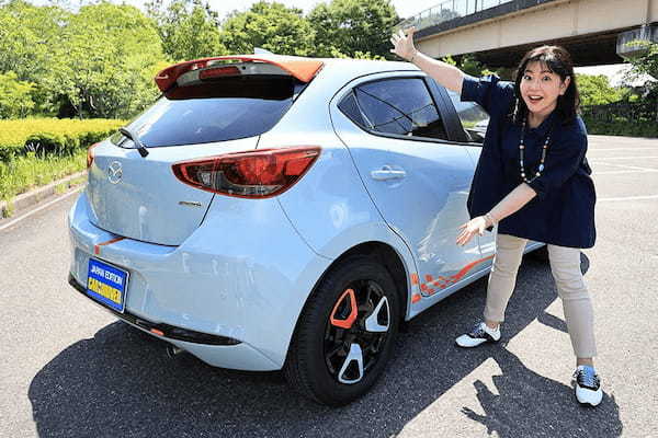 【竹岡圭 K&コンパクトカー ヒットの真相】マツダ2「ファッションも走りも妥協なし」