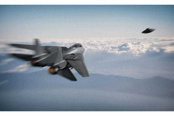 「極秘UFOメモ」をカナダのトルドー首相が読んでいたと判明! 銀色がかった灰色の円筒形を戦闘機が撃墜…