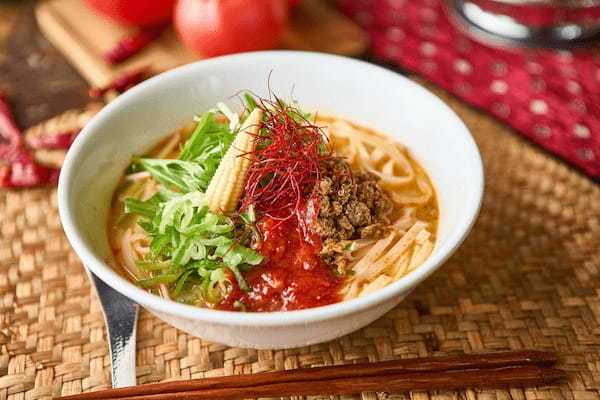 冷麺、温麺どっちにする!?【旨辛！トマト坦々フォー】を期間限定発売　国産米麺フォー専門店 COMPHO