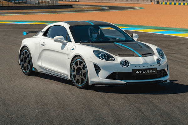 超希少な限定モデル「アルピーヌA110R ル・マン」は、国内わずか6台の争奪戦