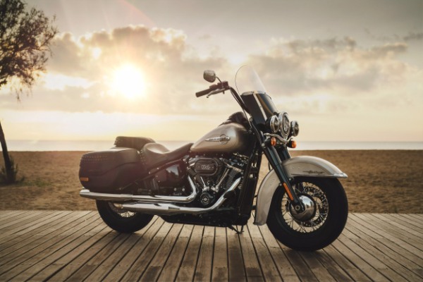 ワークマンのつなぎはバイクウェアとして使える！？気になるアイテムを深掘り！