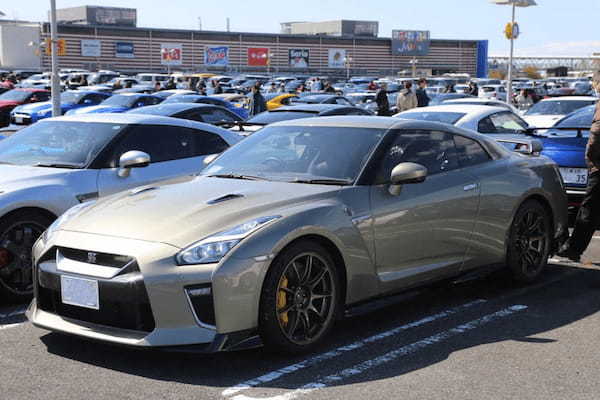 「GT-R」が230台も集結! R35オーナーのための交流イベント「R35 GT-R祭 2024」に潜入!