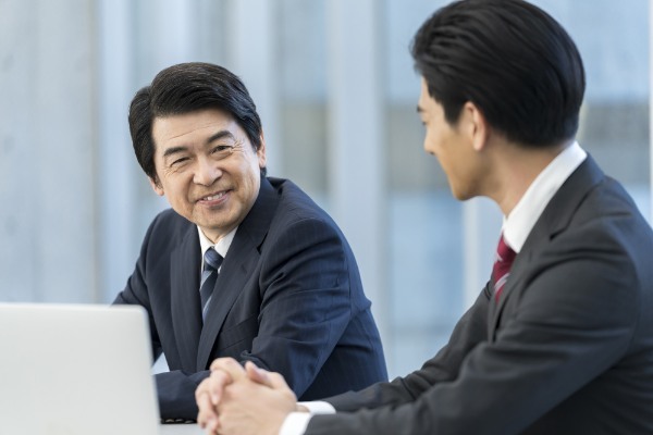 人間関係が上手くいかない人の特徴。職場の人間関係を改善する方法