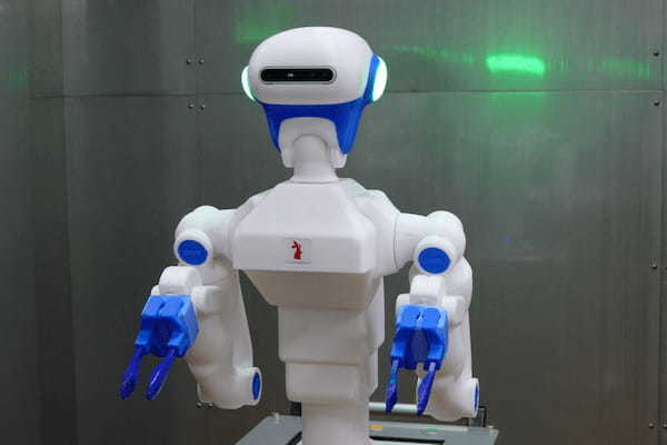 イチビキ、惣菜製造に人型協働ロボットを導入