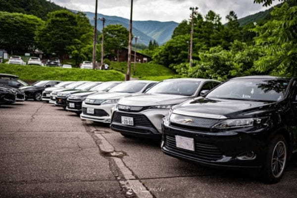 大自然に130台が集結！圧巻の長野ハリアーオフ【カミレポ 23.07.15】