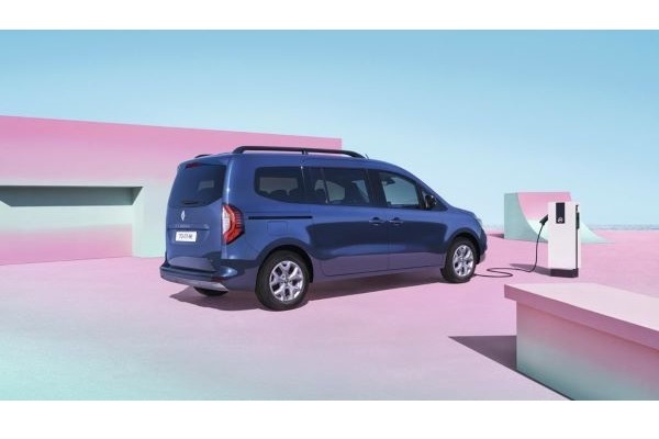 ルノー､実用的で安全装備と快適性を向上させた｢グランカングー｣を｢ミュンヘン･モーターショー｣でお披露目