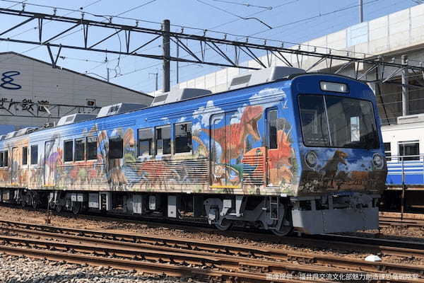 駅前で遭遇した工事看板、謎ワードの連続にギョッとする　発注者名が「強すぎる」と話題に…