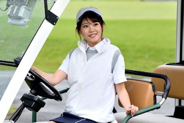 【BMW Golfsport Collection.】BMW純正アクセサリーの上質なデザインと確かな機能性を日常に採り入れる歓び。