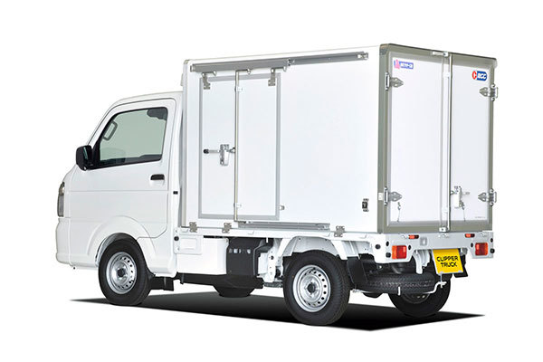 日産　クリッパートラックの一部仕様変更で先進安全装備を充実