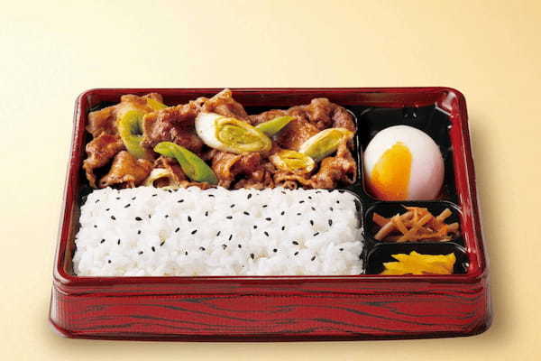 【半熟玉子添え】「牛焼すき弁当」が期間限定で登場!