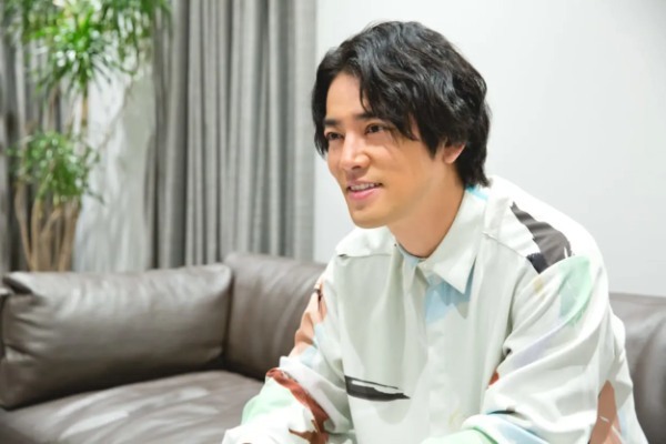 「唯一無二の表現力を支える、誰よりも楽しむという美学」｜俳優 アーティスト・桐谷健太