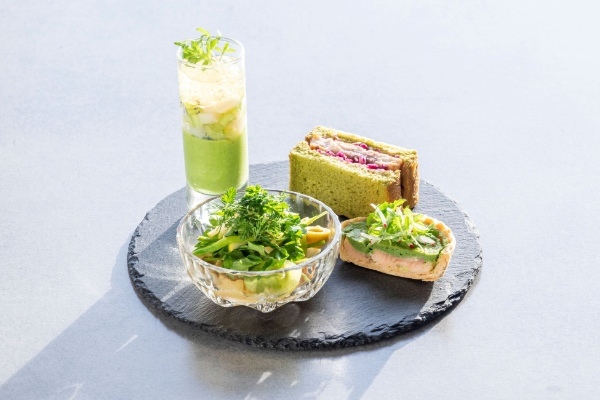 多摩川の豊かな自然が織り成す爽やかな「緑」をテーマとした「Natural green Afternoon tea」を販売