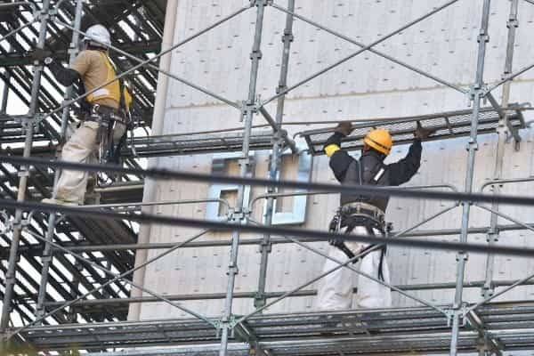 【鳶職】の仕事内容とは?作業別の種類や年収・取得したい資格を詳しく解説!