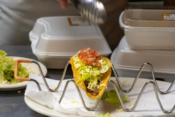 アメリカ軍人に人気のメキシコ料理店「マイクス」に行ってきた