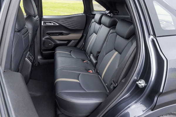 三菱　BプラスサイズのSUV「エクスフォース」をインドネシアで発表