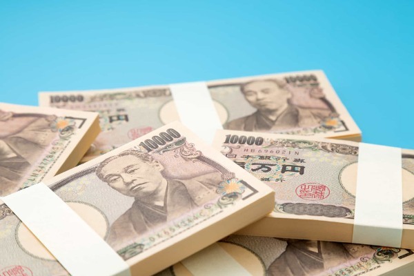 年収800万円を達成できる仕事は?具体例とキャリアアップ法を紹介